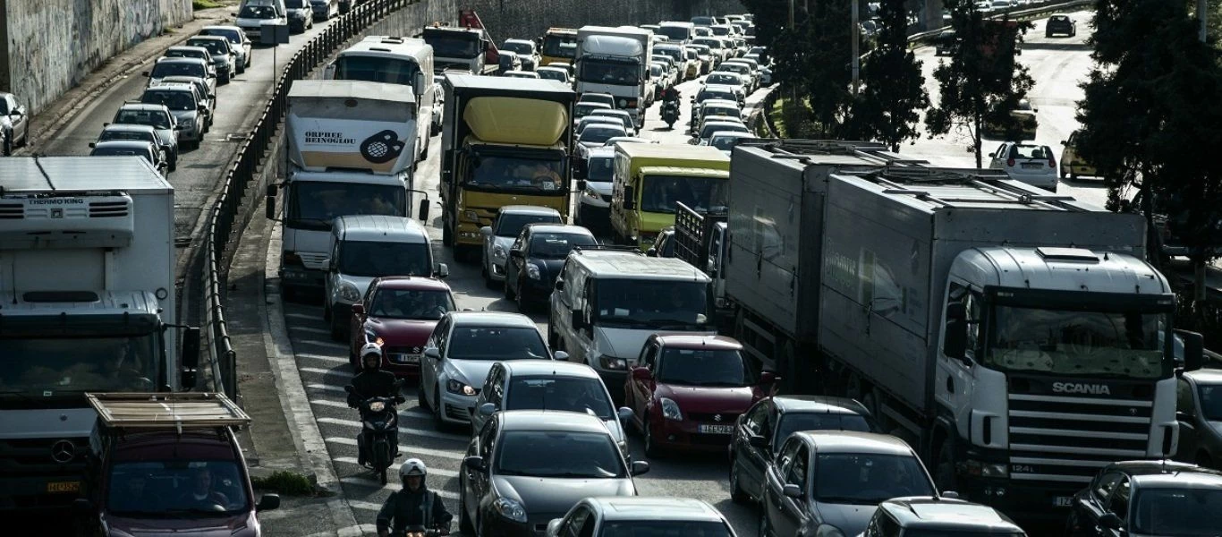 Κίνηση: Μποτιλιάρισμα στον Κηφισό - Καθυστερήσεις στο ρεύμα προς Πειραιά (χάρτης)